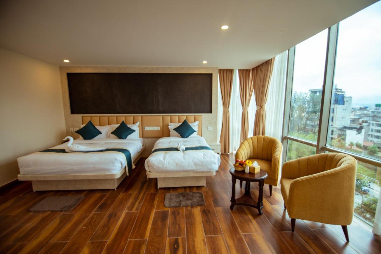 Hotel Black Diamond - Transit Point Inside Hotel กาฐมาณฑุ ภายนอก รูปภาพ