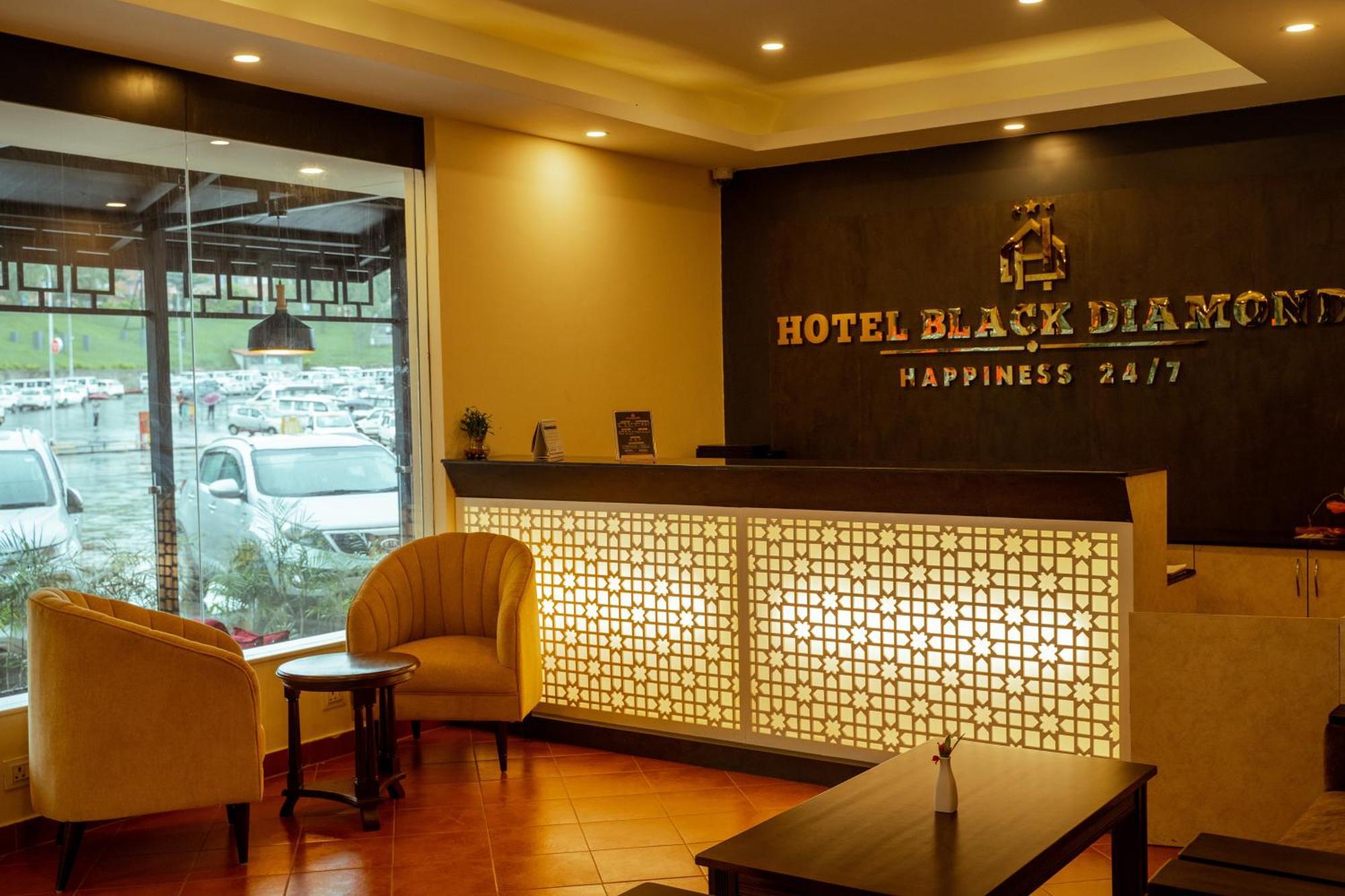 Hotel Black Diamond - Transit Point Inside Hotel กาฐมาณฑุ ภายนอก รูปภาพ